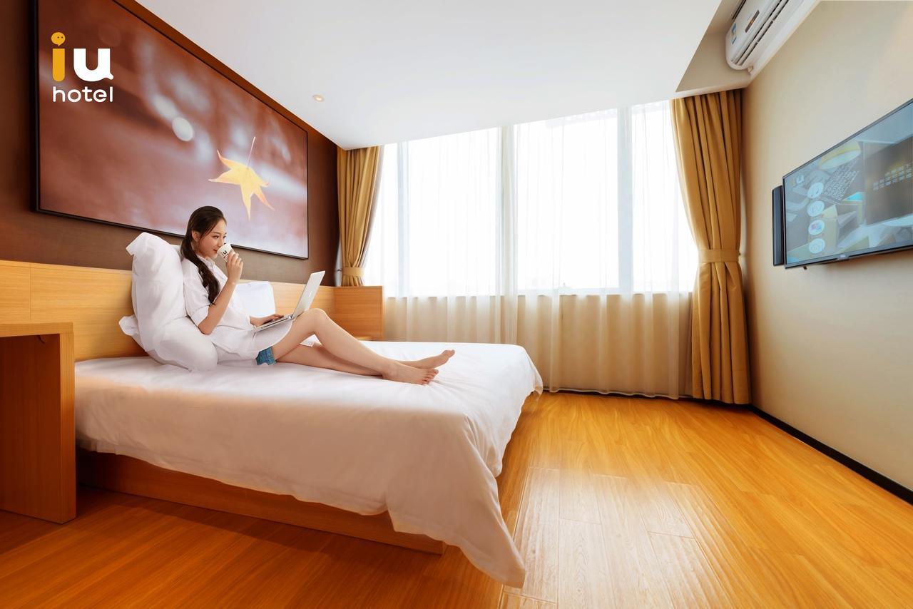 Iu Hotel Shenyang Railway Station Sk Transfer Center エクステリア 写真