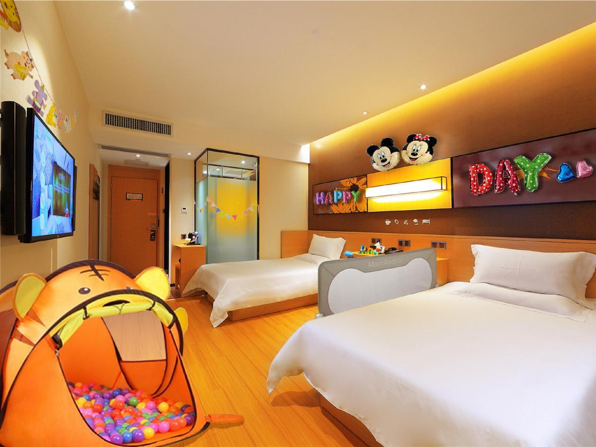 Iu Hotel Shenyang Railway Station Sk Transfer Center エクステリア 写真